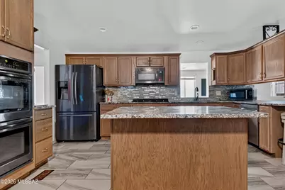 16720 W Calle Cristobal, Marana, AZ 85653 - Photo 10