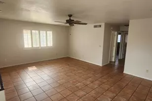 71 E Windhill Dr, Tucson, AZ 85737 - Photo 16