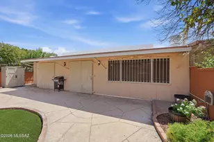 2423 N Sonoita Pl, Tucson, AZ 85712 - Photo 34