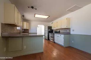 1560 N John Adams St, Oracle, AZ 85623 - Photo 12