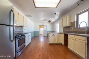 1560 N John Adams St, Oracle, AZ 85623 - Photo 14