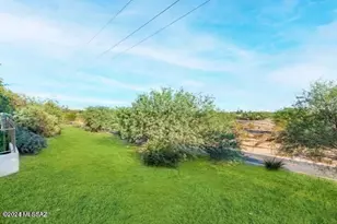 2550 E River Rd, Tucson, AZ 85718 - Photo 30