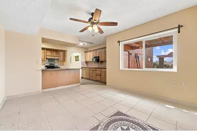 805 W Hermosa Place, Green Valley, AZ 85614 - Photo 14
