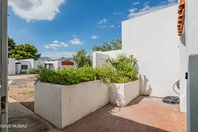 6876 E Calle De Oro, Tucson, AZ 85715 - Photo 4