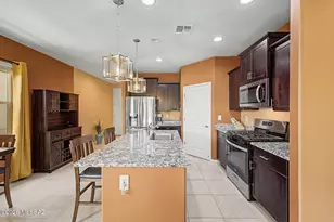 871 W Calle Lindo Clavel, Sahuarita, AZ 85629 - Photo 8