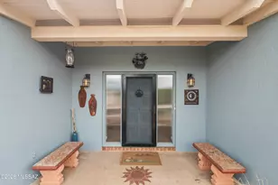42 E La Grosella, Green Valley, AZ 85614 - Photo 2