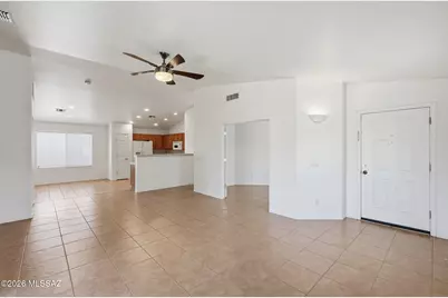 8435 E Bowline Road, Tucson, AZ 85710 - Photo 2