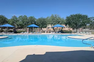 707 W Calle Capotasto, Sahuarita, AZ 85629 - Photo 8