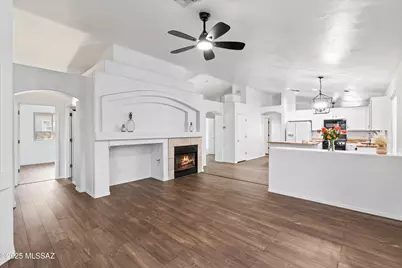 8806 E Mountain Spring Drive, Tucson, AZ 85747 - Photo 12