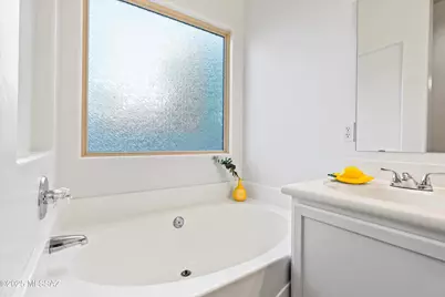 8806 E Mountain Spring Drive, Tucson, AZ 85747 - Photo 20