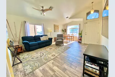 8869 N Misty Brook Drive, Tucson, AZ 85743 - Photo 16
