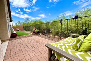 8869 N Misty Brook Dr, Tucson, AZ 85743 - Photo 10