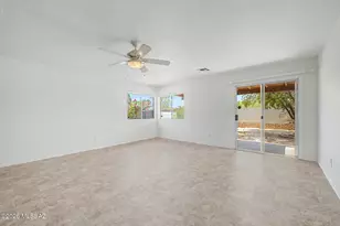 2141 S St Suzanne Dr, Tucson, AZ 85713 - Photo 10