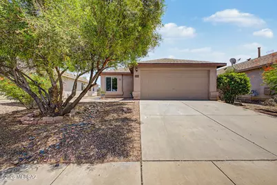 2141 S Saint Suzanne Drive, Tucson, AZ 85713 - Photo 1