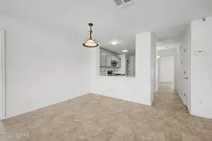 2141 S St Suzanne Dr, Tucson, AZ 85713 - Photo 4