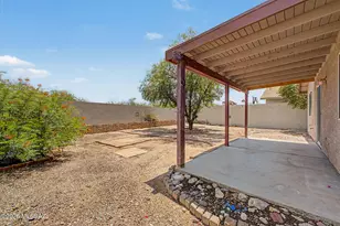 2141 S St Suzanne Dr, Tucson, AZ 85713 - Photo 24