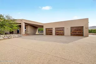 1567 N Saguaro Cliffs Ct, Tucson, AZ 85745 - Photo 4