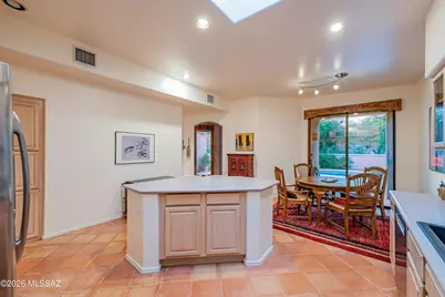 6293 N Calle Del Halcon, Tucson, AZ 85718 - Photo 10