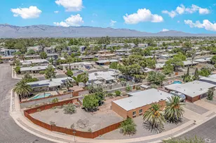 7331 E Lurlene Dr, Tucson, AZ 85730 - Photo 2