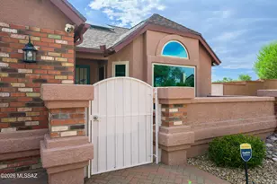 7861 N Roundstone Dr, Tucson, AZ 85741 - Photo 4