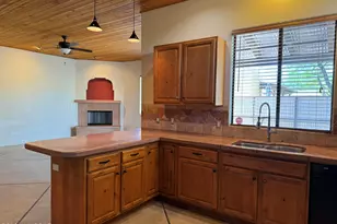 1717 N Baxter Dr, Tucson, AZ 85716 - Photo 24