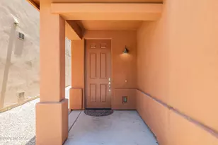 2861 N Silkie Pl, Tucson, AZ 85719 - Photo 2