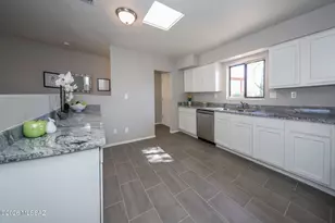 5601 E 10th St, Tucson, AZ 85711 - Photo 4