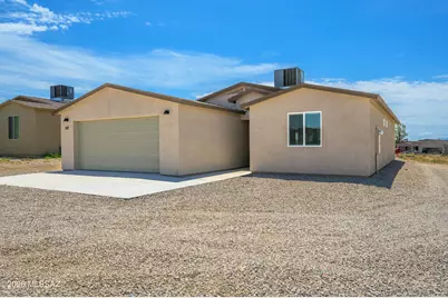 142 S Montgomery Avenue, Corona de Tucson, AZ 85641 - Photo 1