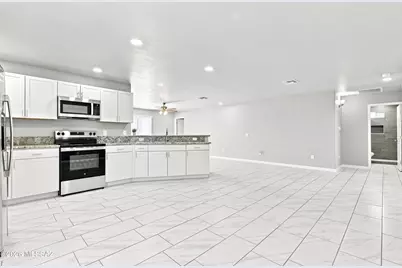 142 S Montgomery Avenue, Corona de Tucson, AZ 85641 - Photo 18