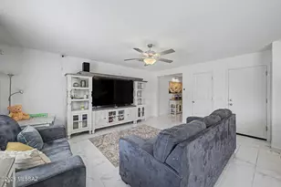 5925 S Hosmer Ct, Tucson, AZ 85706 - Photo 8