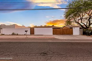 933 N Columbus Blvd, Tucson, AZ 85711 - Photo 2