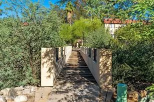 6331 N Barcelona Ct, Tucson, AZ 85704 - Photo 36