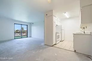 6331 N Barcelona Ct, Tucson, AZ 85704 - Photo 10