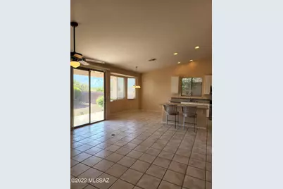 11598 N Flat Iron Drive, Tucson, AZ 85737 - Photo 4