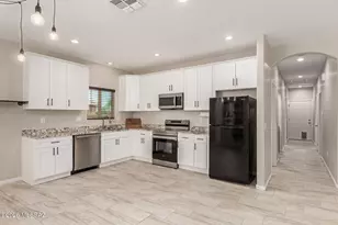 4126 E Glenn St, Tucson, AZ 85712 - Photo 8