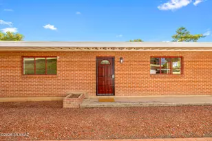 4402 E Blacklidge Dr, Tucson, AZ 85712 - Photo 6
