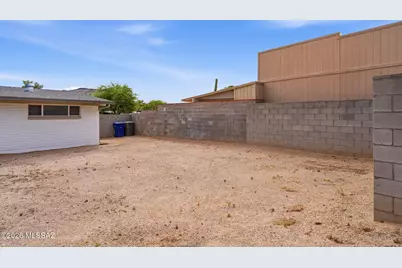 2743 W Calle Arandas, Tucson, AZ 85745 - Photo 32
