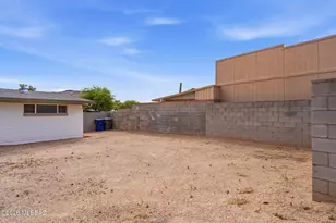 2743 W Calle Arandas, Tucson, AZ 85745 - Photo 32