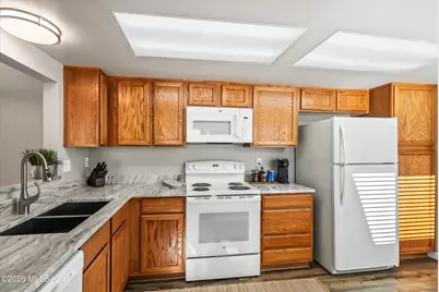 2485 N Palo Hacha Drive, Tucson, AZ 85745 - Photo 6