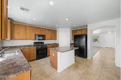 725 S Willis Ray Avenue, Corona de Tucson, AZ 85641 - Photo 12