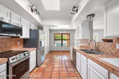 1991 N Forty Niner Drive, Tucson, AZ 85749 - Photo 10