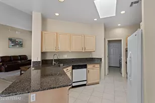 1348 W Cactus Moon Pl, Tucson, AZ 85737 - Photo 16