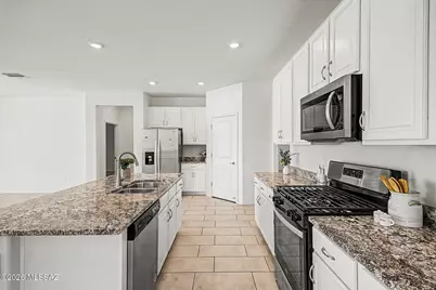 8686 N Calle La Canoa, Tucson, AZ 85742 - Photo 10
