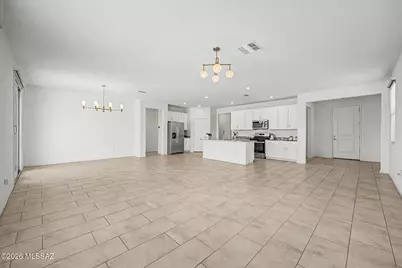 8686 N Calle La Canoa, Tucson, AZ 85742 - Photo 6