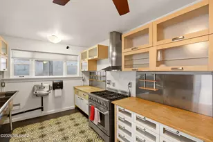 175 E 12th St, Tucson, AZ 85701 - Photo 22