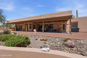 1965 W Misterbee Dr, Oro Valley, AZ 85737 - Photo 38