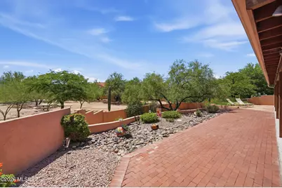1965 W Misterbee Drive, Oro Valley, AZ 85737 - Photo 34