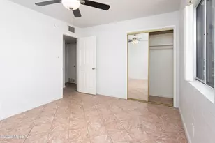 8542 E 23rd St, Tucson, AZ 85710 - Photo 14