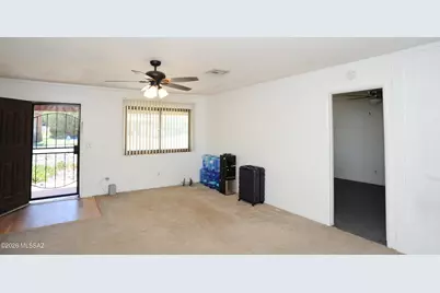 2102 S Rosemont Avenue, Tucson, AZ 85711 - Photo 6