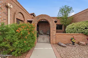 3301 S Calle Del Acle, Green Valley, AZ 85622 - Photo 10